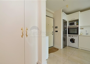 شقة 1+1 في منطقة محمودلار مطلة على البحر