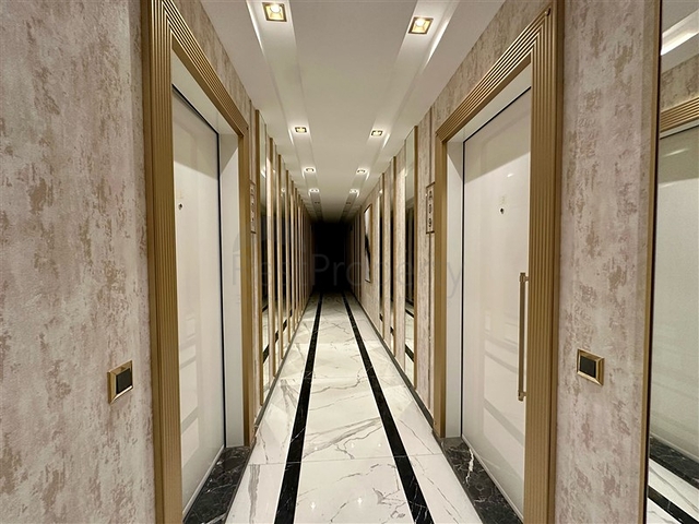 شقة 2 + 1 في وسط ألانيا