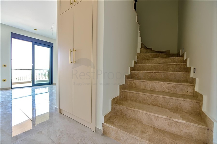 شقة 2 + 1 في وسط ألانيا