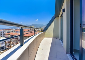 شقة 2 + 1 في وسط ألانيا