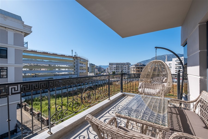 شقة 2+1 على بعد 50 متر من البحر في منطقة كارجيجاك