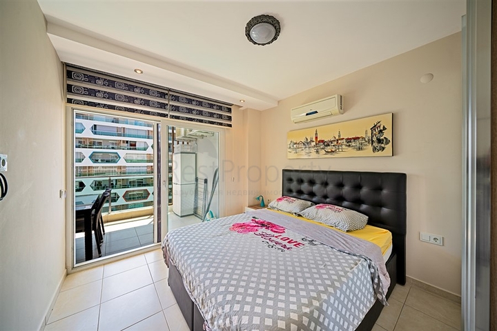 شقة 1+1 في منطقة أفسلار ، 750 متر من البحر 