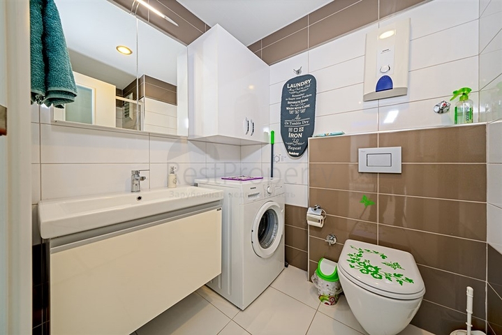 شقة 1+1 في منطقة أفسلار ، 750 متر من البحر 