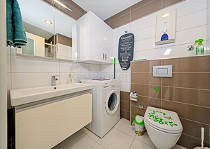 شقة 1+1 في منطقة أفسلار ، 750 متر من البحر 