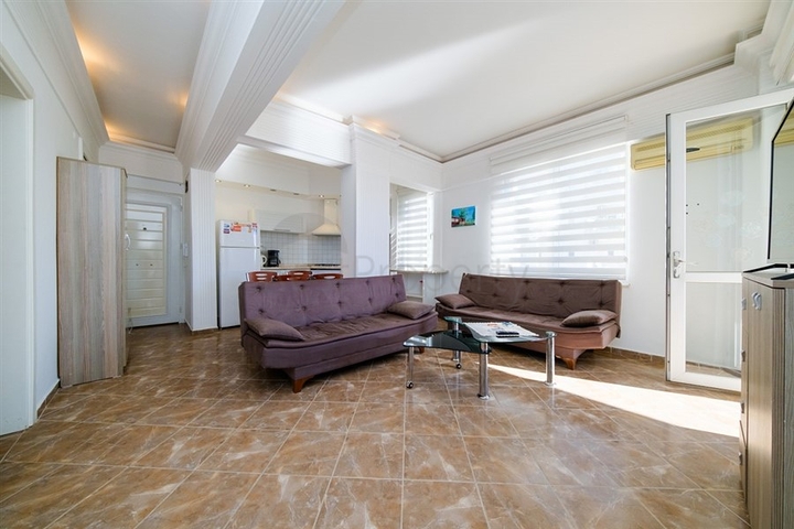 شقة مفروشة 1 + 1 في وسط ألانيا