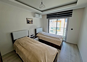 شقة خطية 3 + 1 في منطقة أوبا المرموقة