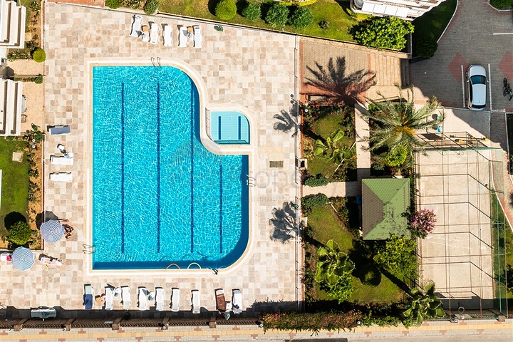 شقة فسيحة 2 + 1 على بعد 500 متر من شاطئ كليوباترا 