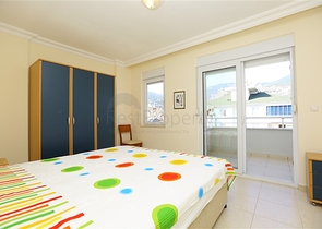 شقة فسيحة 2 + 1 على بعد 500 متر من شاطئ كليوباترا 