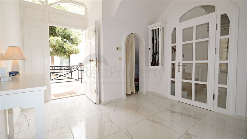 فيلا خاصة محاطة بالطبيعة في منطقة كستل