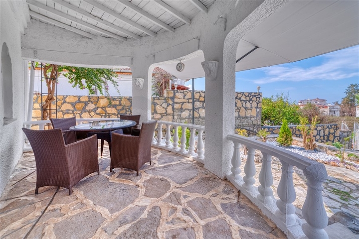 الفيلا الفاخرة هي مزيج مثالي من الطبيعة والراحة الحديثة