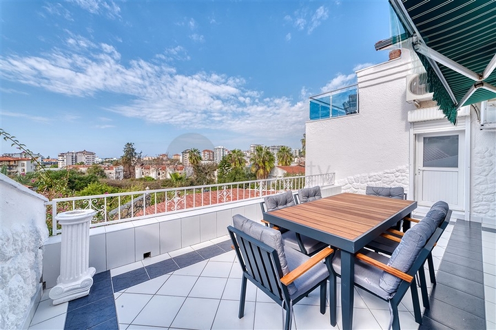 الفيلا الفاخرة هي مزيج مثالي من الطبيعة والراحة الحديثة