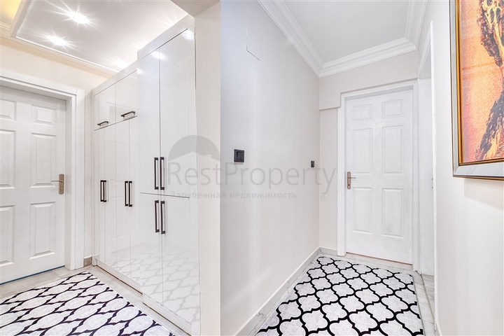 الفيلا الفاخرة هي مزيج مثالي من الطبيعة والراحة الحديثة