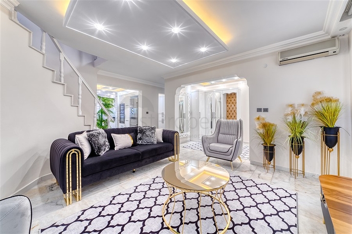 الفيلا الفاخرة هي مزيج مثالي من الطبيعة والراحة الحديثة