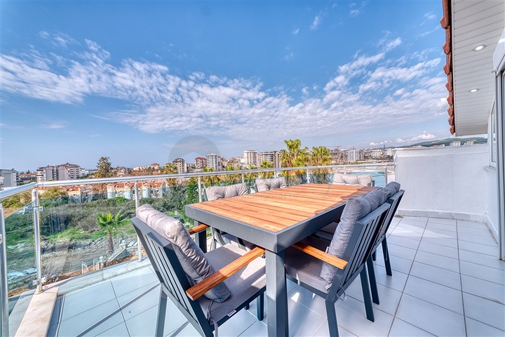 الفيلا الفاخرة هي مزيج مثالي من الطبيعة والراحة الحديثة