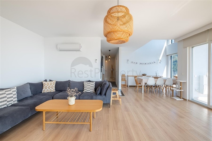 منزل مثالي على البحر: فيلا حصرية في منطقة أوبا الشهيرة