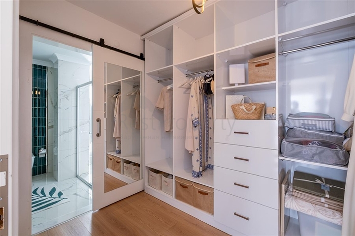 منزل مثالي على البحر: فيلا حصرية في منطقة أوبا الشهيرة