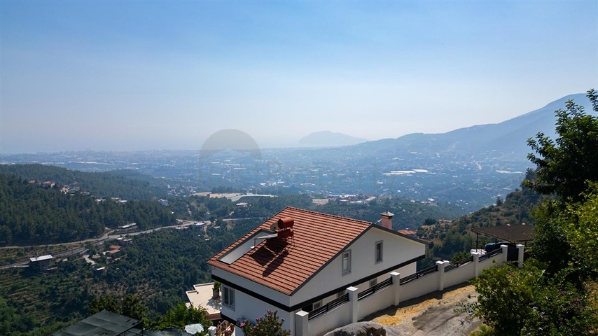 منزل مثالي على البحر: فيلا حصرية في منطقة أوبا الشهيرة