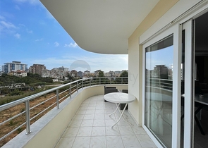 شقة فسيحة 2 + 1 في منطقة توسمور