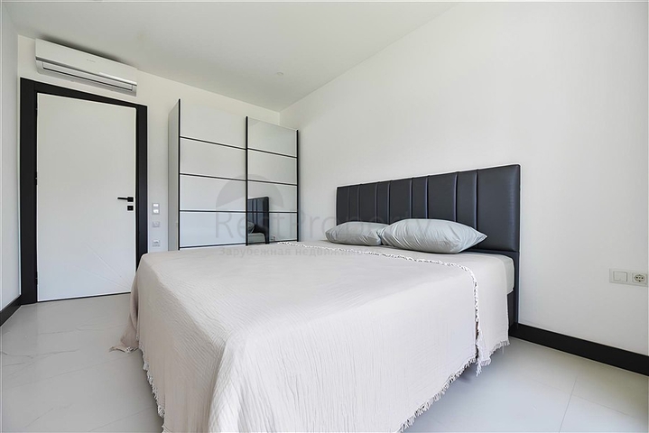 شقة 1+1 في واحدة من أفضل المواقع في منطقة أوبا