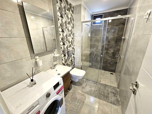 شقة 1+1 في منطقة توسمور 