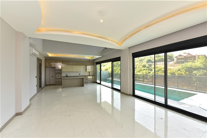 فيلا فاخرة في أوبا: مفتاحك للحصول على الجنسية التركية