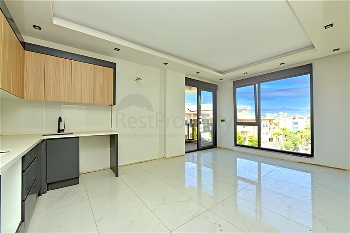 شقق 2 + 1 350 متر من البحر  