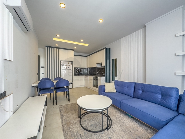 شقة 1+1 في قلب ألانيا