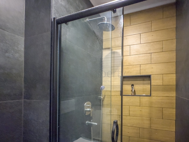 شقة 1+1 في قلب ألانيا