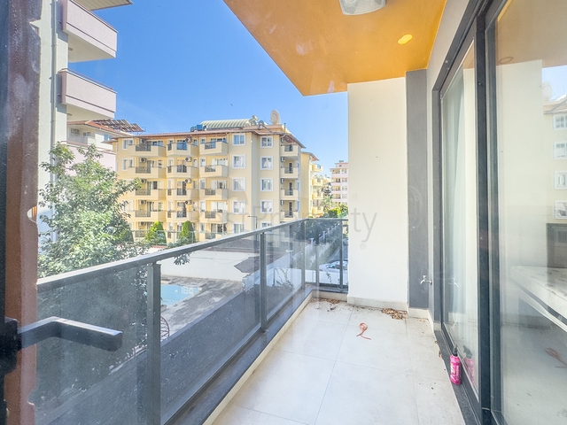 شقة 1+1 في قلب ألانيا