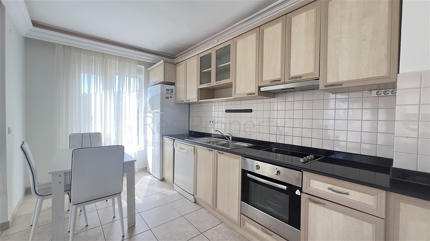 شقة 2 + 1 في وسط ألانيا