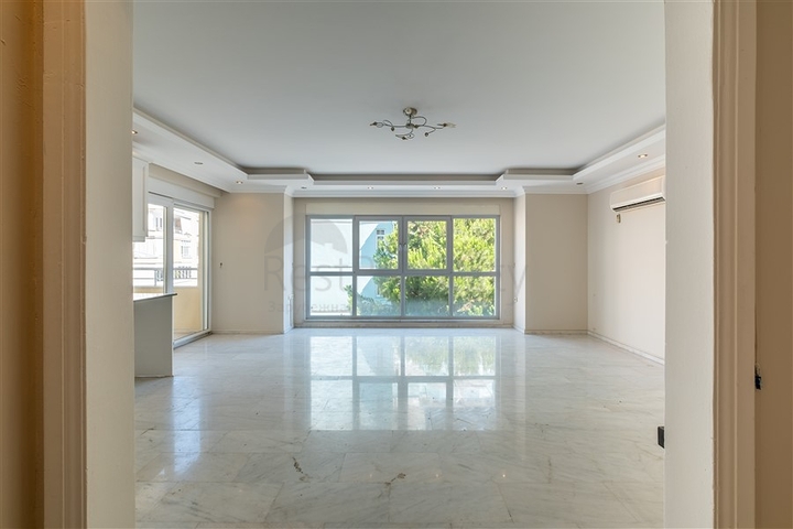 انيقة وذات موقع مميز قريب من البحر والخدمات - شقة لك ولعائلتك - 3 غرف وصالة مع الاثاث- مهموتلار / الانيا 