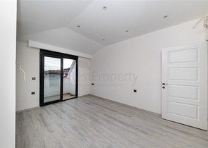 3 + 1 بنتهاوس في مجمع جديد في وسط ألانيا