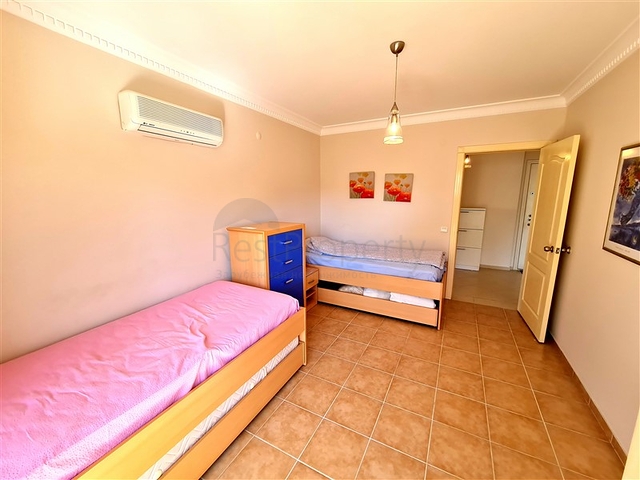 2 + 1 شقة 600 متر من البحر في منطقة أوبا