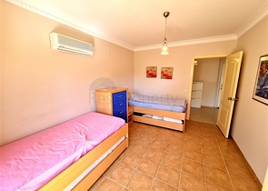 2 + 1 شقة 600 متر من البحر في منطقة أوبا