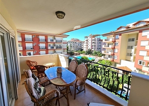 2 + 1 شقة 600 متر من البحر في منطقة أوبا