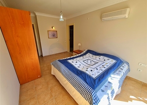 2 + 1 شقة 600 متر من البحر في منطقة أوبا