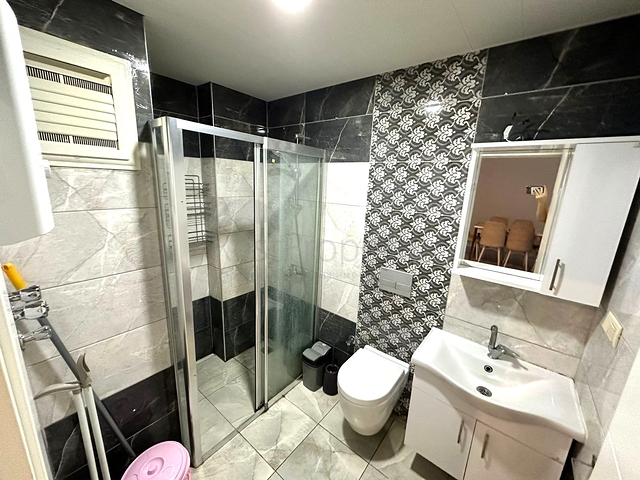 شقة جديدة غرفة وصالة - مفروشة -في محمودلار / الانيا 