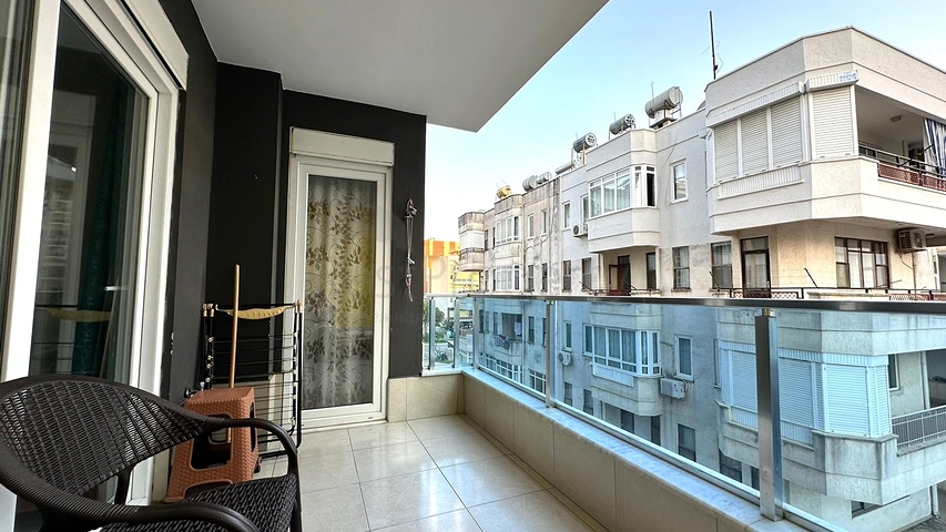 شقة جديدة غرفة وصالة - مفروشة -في محمودلار / الانيا 