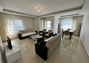 شقة فسيحة 2 + 1 في منطقة سيكجيلي الشهيرة شقة فسيحة 2 + 1 في منطقة سيكجيلي الشهيرة