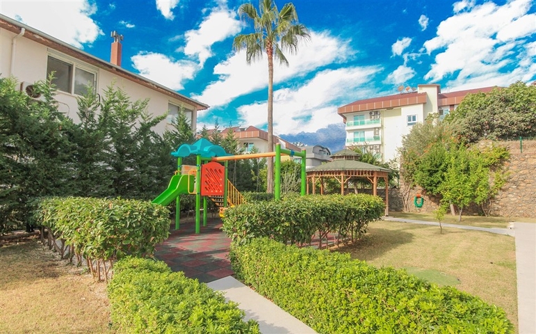 شقة مفروشة 2 + 1 مطلة على البحر في منطقة كارجيجاك