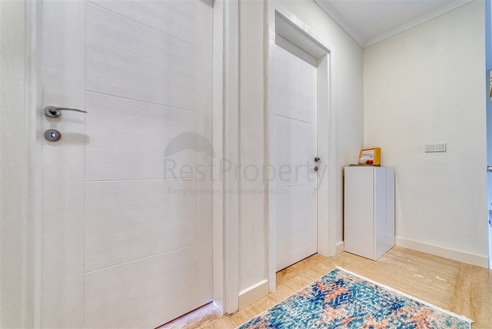 بنتهاوس من أربع غرف في منطقة أوبا