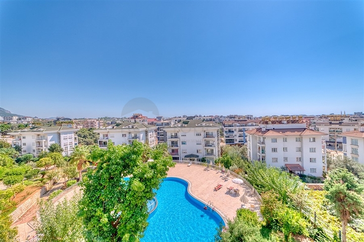 بنتهاوس من أربع غرف في منطقة أوبا