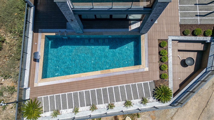 فيلا فاخرة مع مناظر خلابة للبحر في كارجيجاك