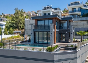 فيلا فاخرة مع مناظر خلابة للبحر في كارجيجاك