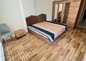 شقة عائلية -3 غرف وصالة مع مطبخ منفصل -في اوبا / الانيا 