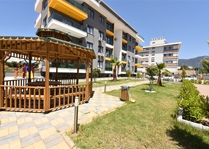 شقة عائلية -3 غرف وصالة مع مطبخ منفصل -في اوبا / الانيا 