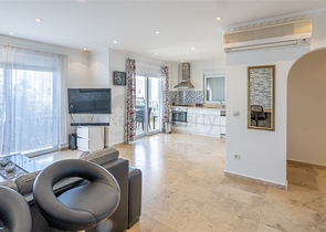 شقة من غرفتي نوم في منطقة سيكجيلي 