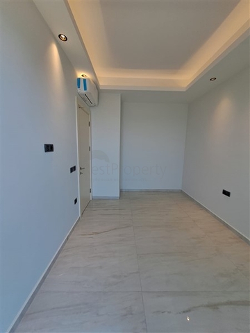 شقة 1+1 على الساحل الأول في محمودلار