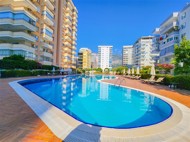 مجمع فاخر - شقة غرفة وصالة مفروشة - في محمودلار / الانيا 