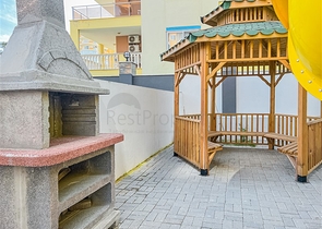 شقة من غرفتي نوم على بعد 200 متر من البحر في منطقة محمودلار